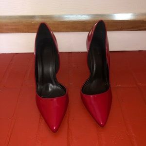Red Heels/Pumps